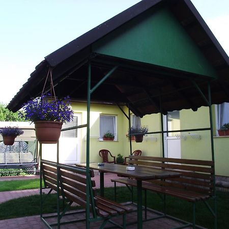 Apartman Kaszas Garden Mosonmagyarovar Ngoại thất bức ảnh