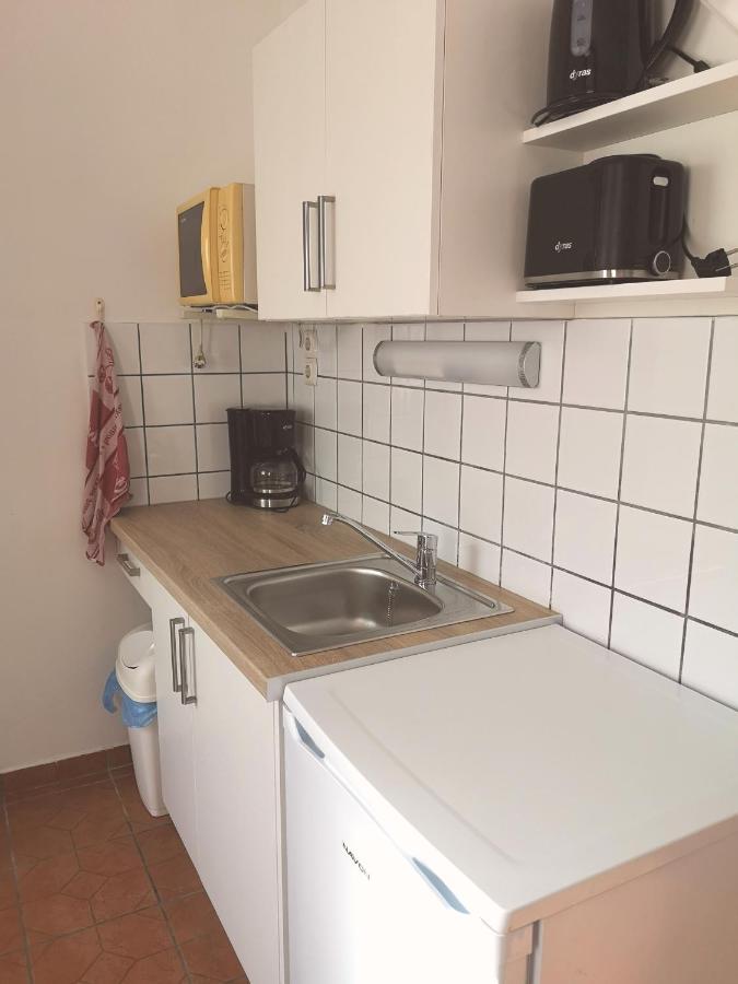 Apartman Kaszas Garden Mosonmagyarovar Ngoại thất bức ảnh