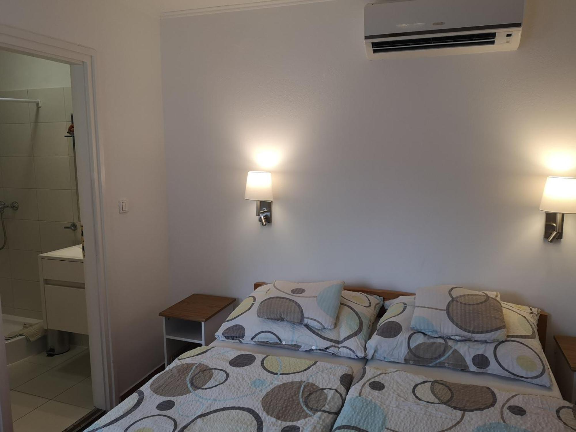 Apartman Kaszas Garden Mosonmagyarovar Ngoại thất bức ảnh