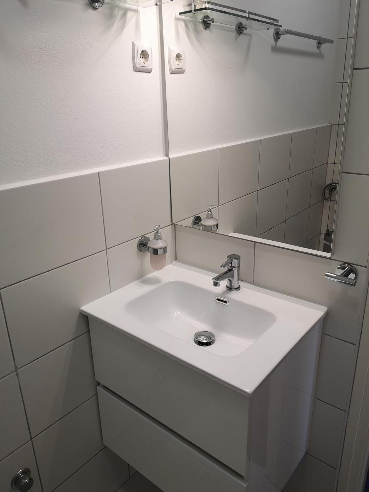 Apartman Kaszas Garden Mosonmagyarovar Ngoại thất bức ảnh