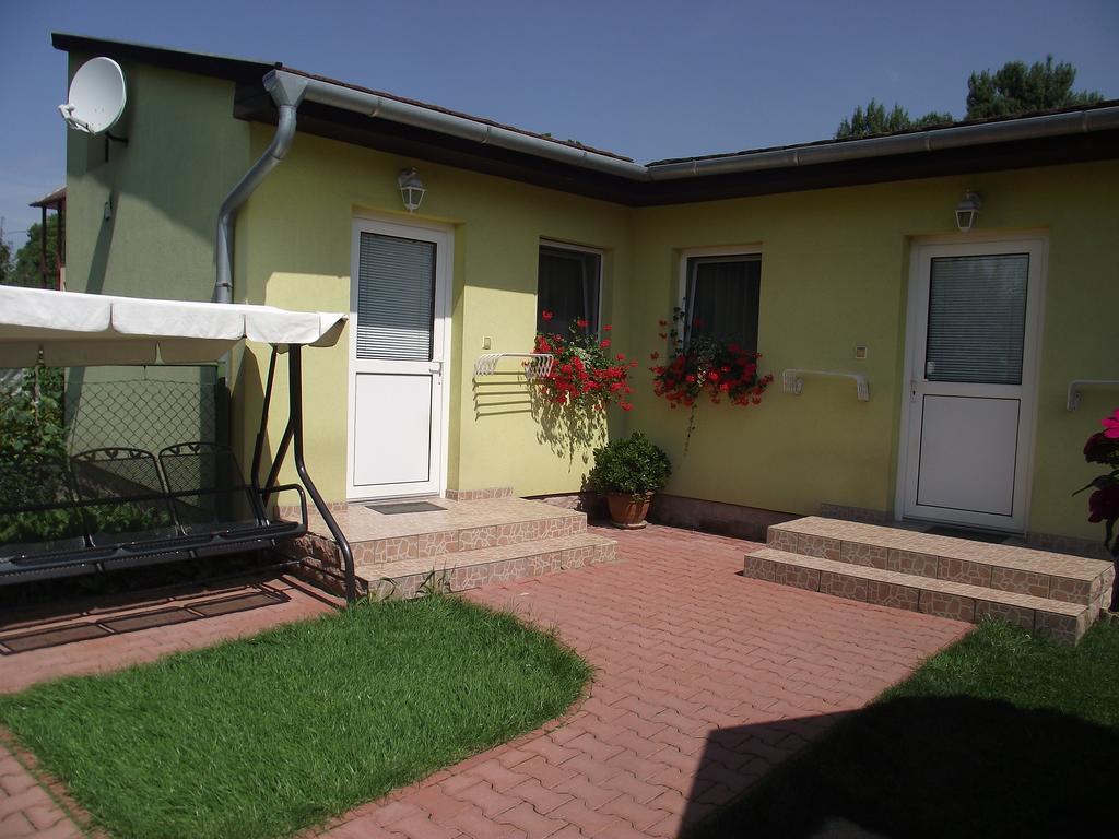 Apartman Kaszas Garden Mosonmagyarovar Ngoại thất bức ảnh