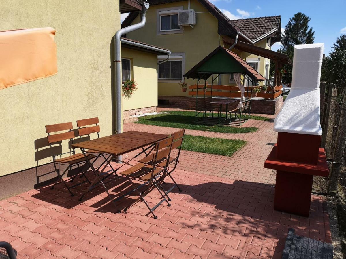 Apartman Kaszas Garden Mosonmagyarovar Ngoại thất bức ảnh